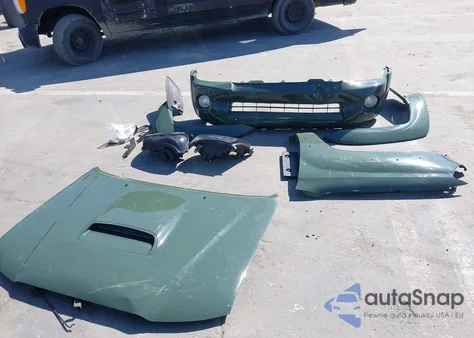 2009 Toyota Tacoma Prerunner V6 from USA, damaged, VIN 3TMJU62N19M074851